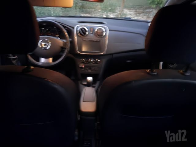 דאצ'יה סנדרו