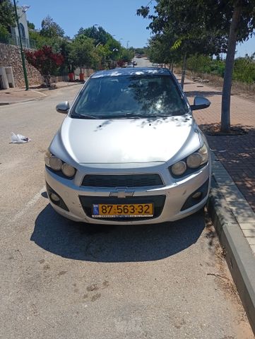 שברולט סוניק