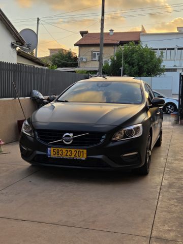 וולוו S60