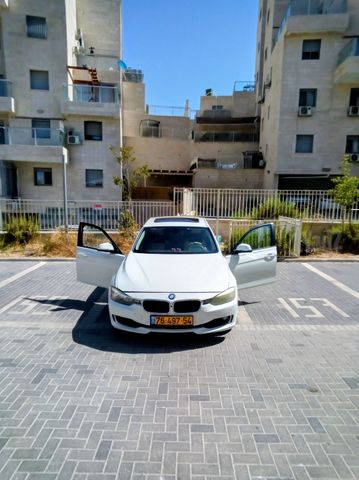 מודעת רכב ב מ וו סדרה 3