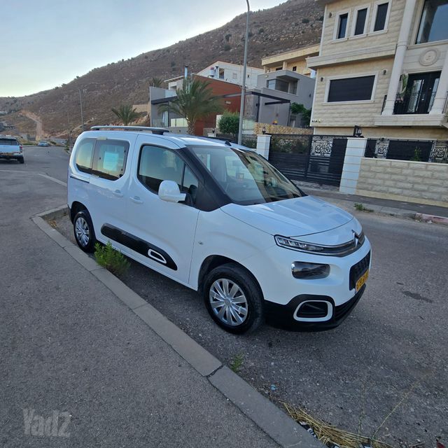 מודעת רכב סיטרואן ברלינגו