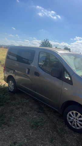 מודעת רכב ניסאן NV200