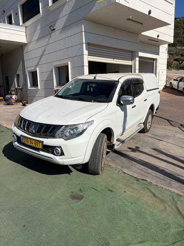 מודעת רכב מיצובישי טרייטון / L200