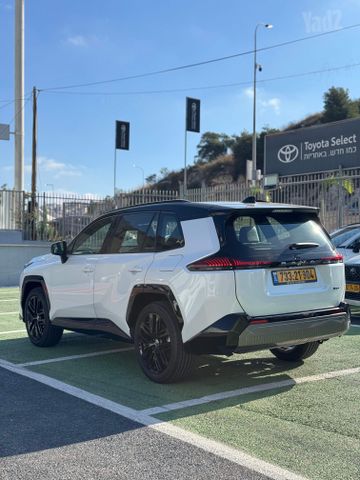 טויוטה RAV4