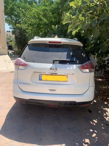 ניסאן אקס טרייל