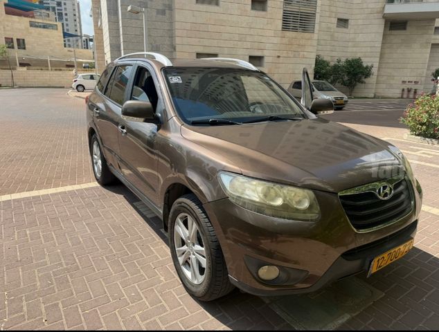 מודעת רכב יונדאי סנטה פה