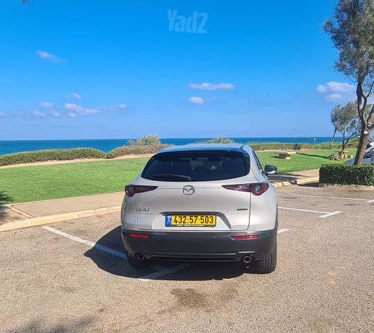 מאזדה CX-30
