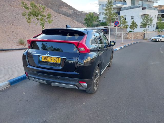 מיצובישי אקליפס קרוס