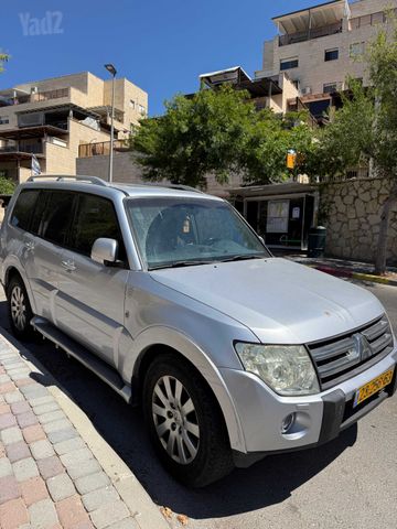 מיצובישי פג'רו