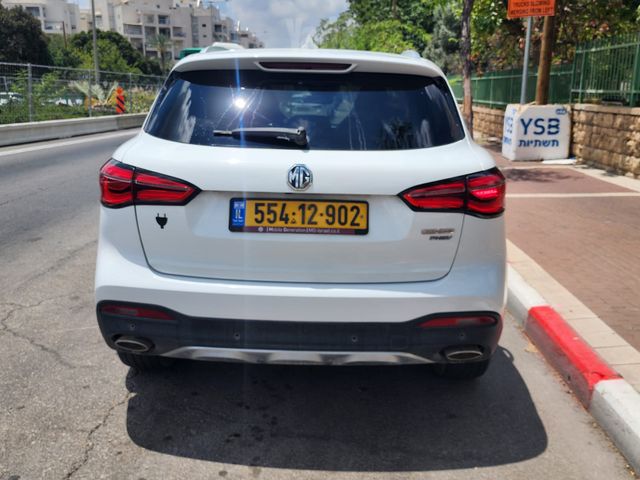 אם ג'י EHS PHEV