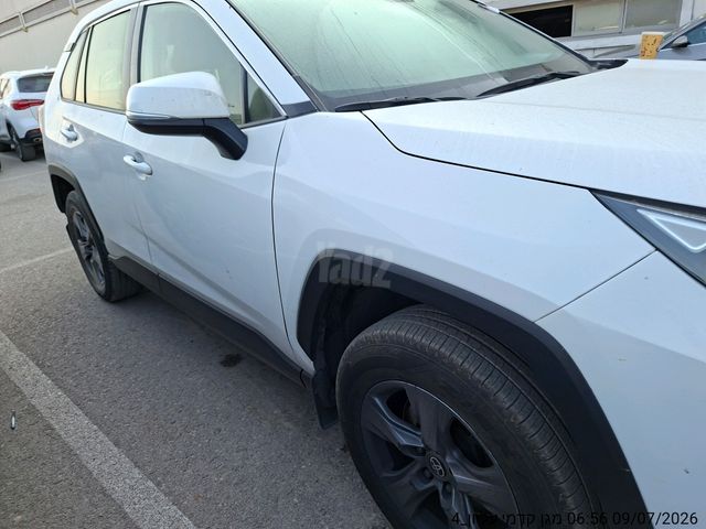 מודעת רכב טויוטה RAV4