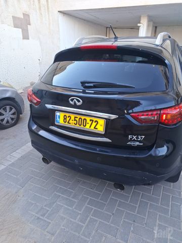 אינפיניטי FX37