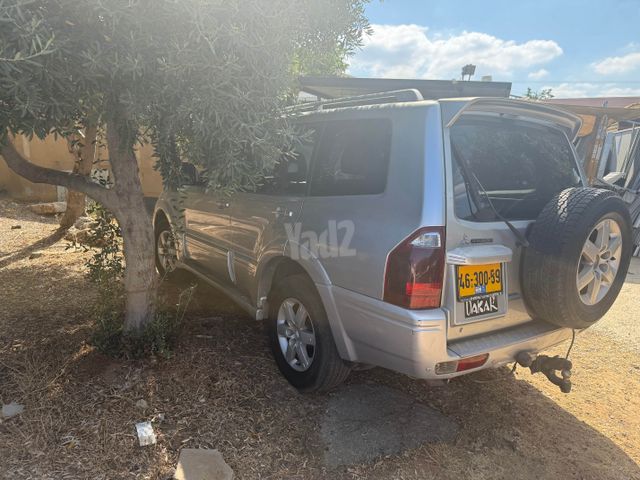 מיצובישי פג'רו