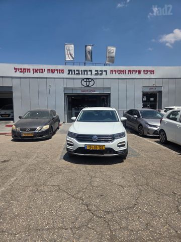 מודעת רכב פולקסווגן T-רוק