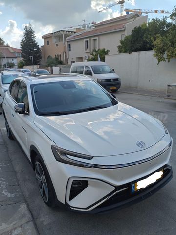 מודעת רכב אם ג'י מארוול R