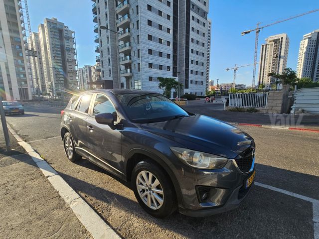 מודעת רכב מאזדה CX-5