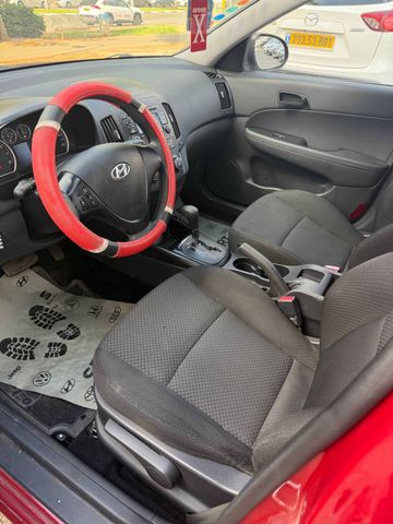 יונדאי i30