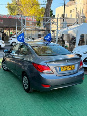 יונדאי אקסנט i25