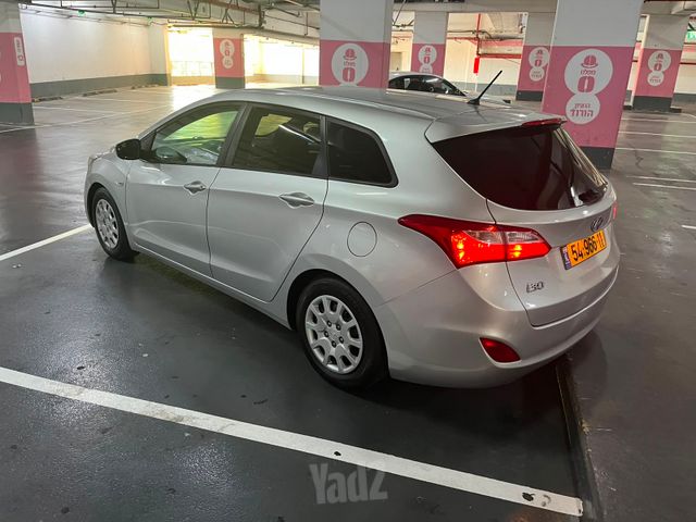 יונדאי i30