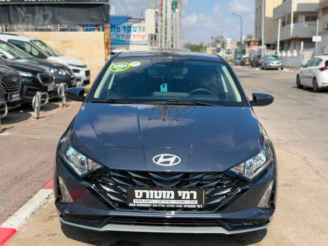 יונדאי i20