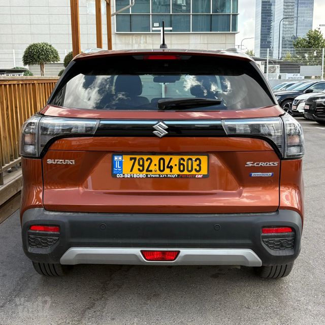 סוזוקי S-Cross