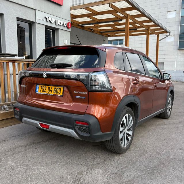 סוזוקי S-Cross