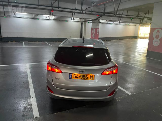 יונדאי i30
