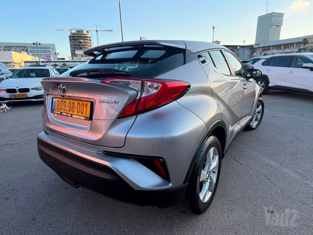 טויוטה C-HR
