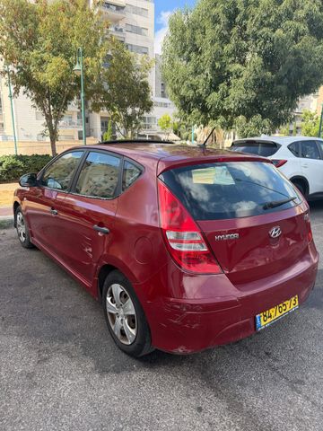 יונדאי i30