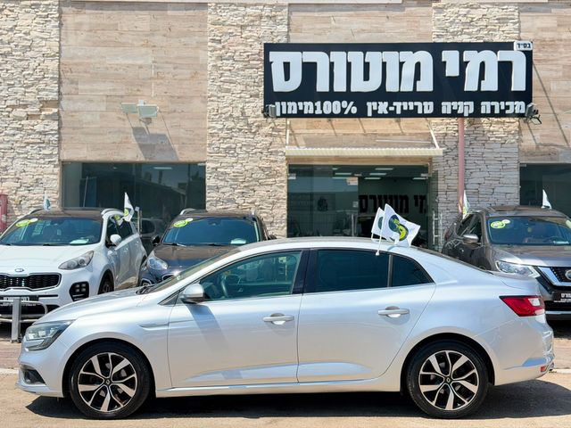 רנו מגאן