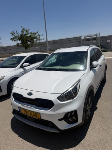 קיה נירו