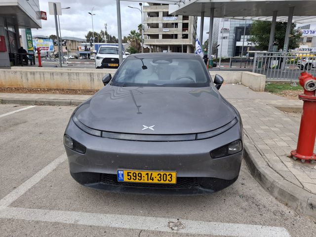מודעת רכב אקספנג P7