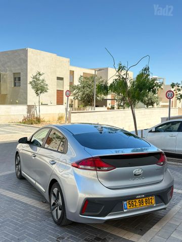 יונדאי איוניק