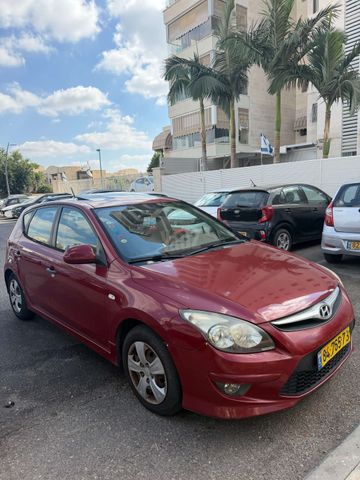 יונדאי i30