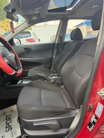 יונדאי i30