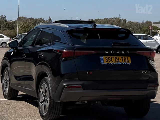 צ׳רי FX