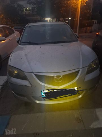 מודעת רכב מאזדה 3