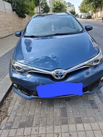 טויוטה אוריס