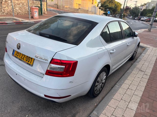 סקודה אוקטביה