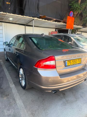 וולוו S80