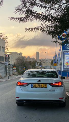 לקסוס GS