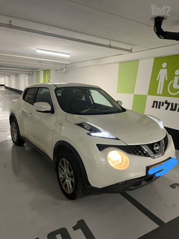 ניסאן ג'וק