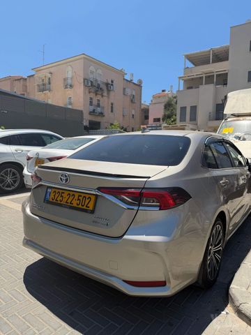 מודעת רכב טויוטה קורולה