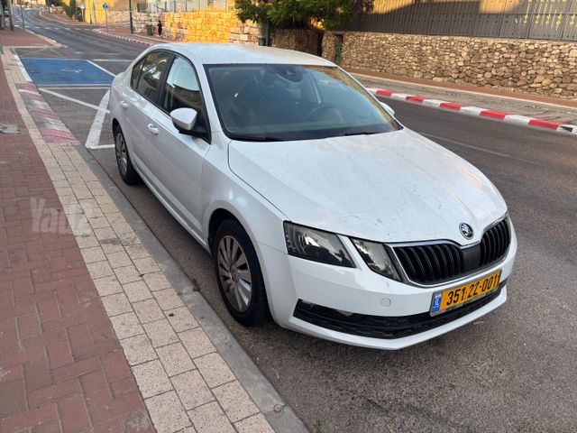 סקודה אוקטביה