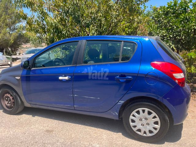 מודעת רכב יונדאי i20