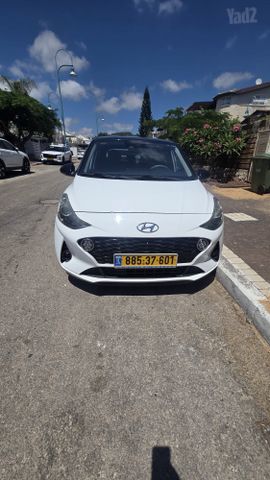 יונדאי i10