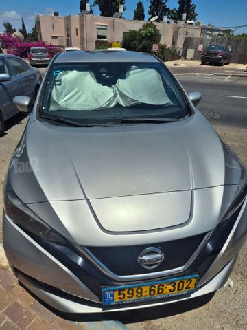 מודעת רכב ניסאן ליף