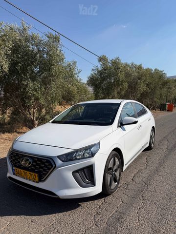 יונדאי איוניק