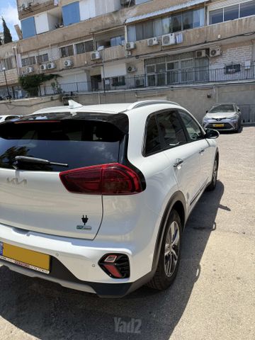 קיה נירו