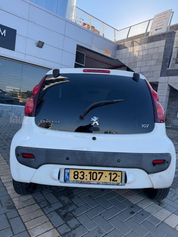 פיג'ו 107